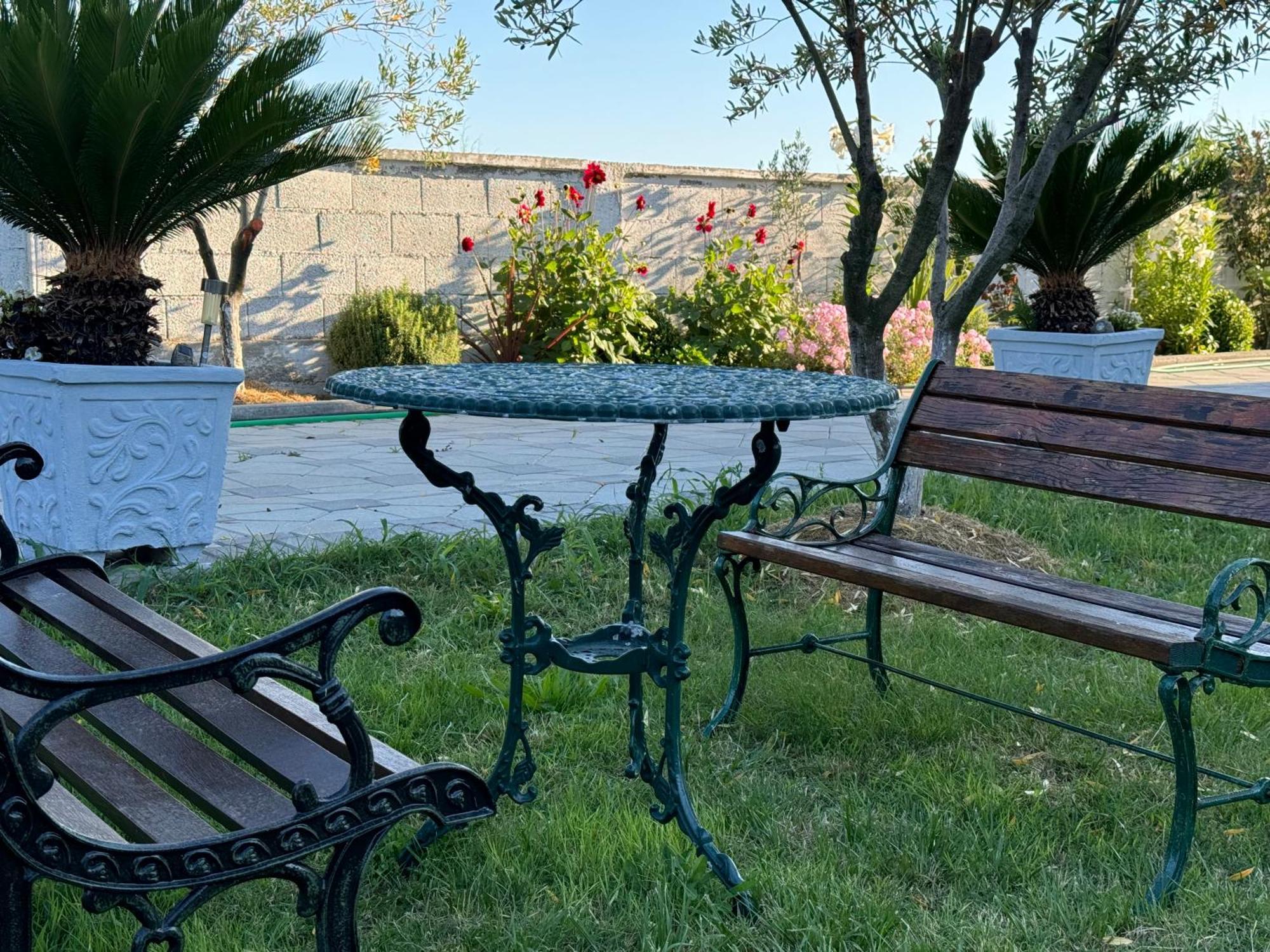 Kunevain Guest House Лежа Екстер'єр фото