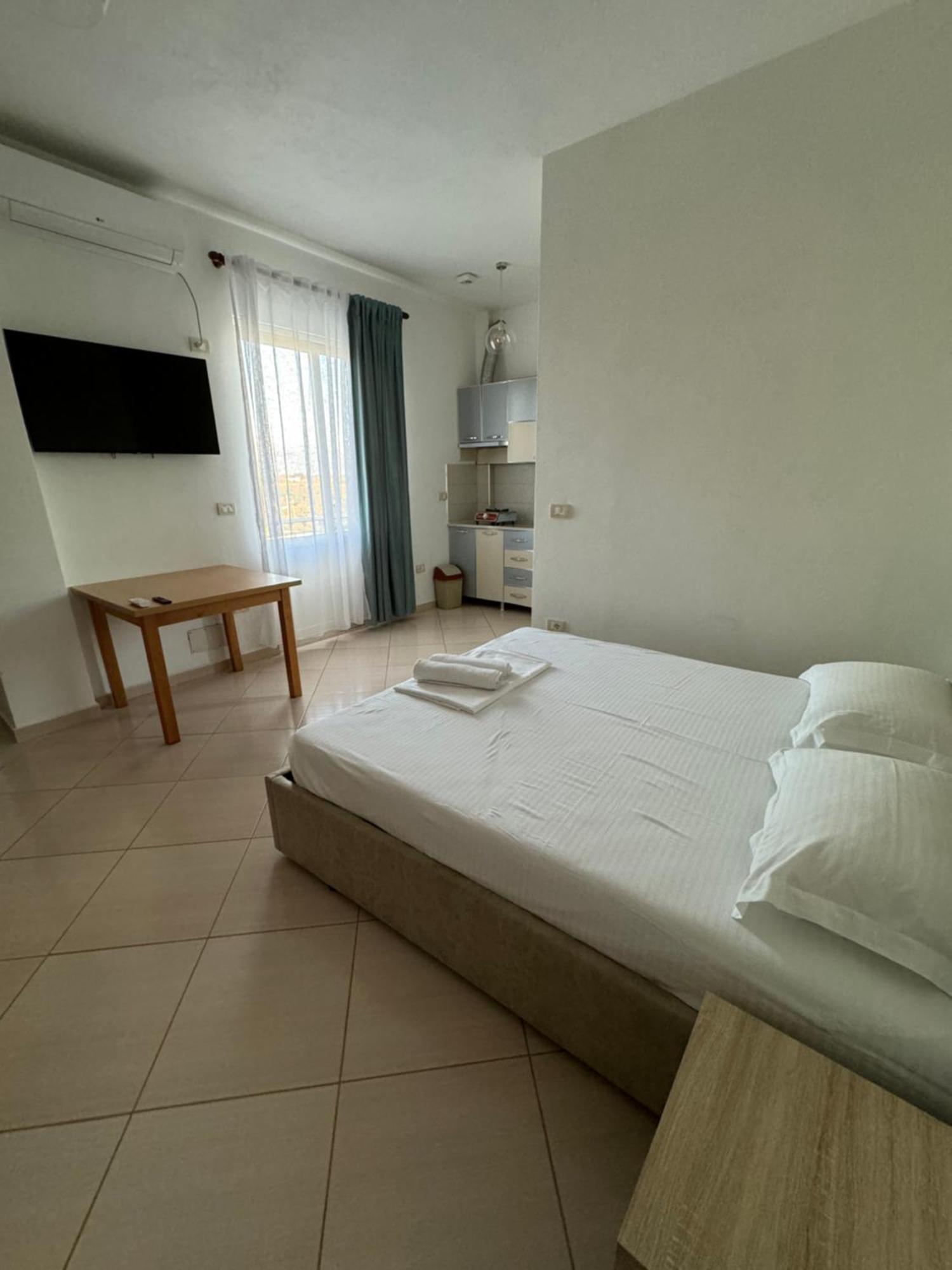 Kunevain Guest House Лежа Екстер'єр фото