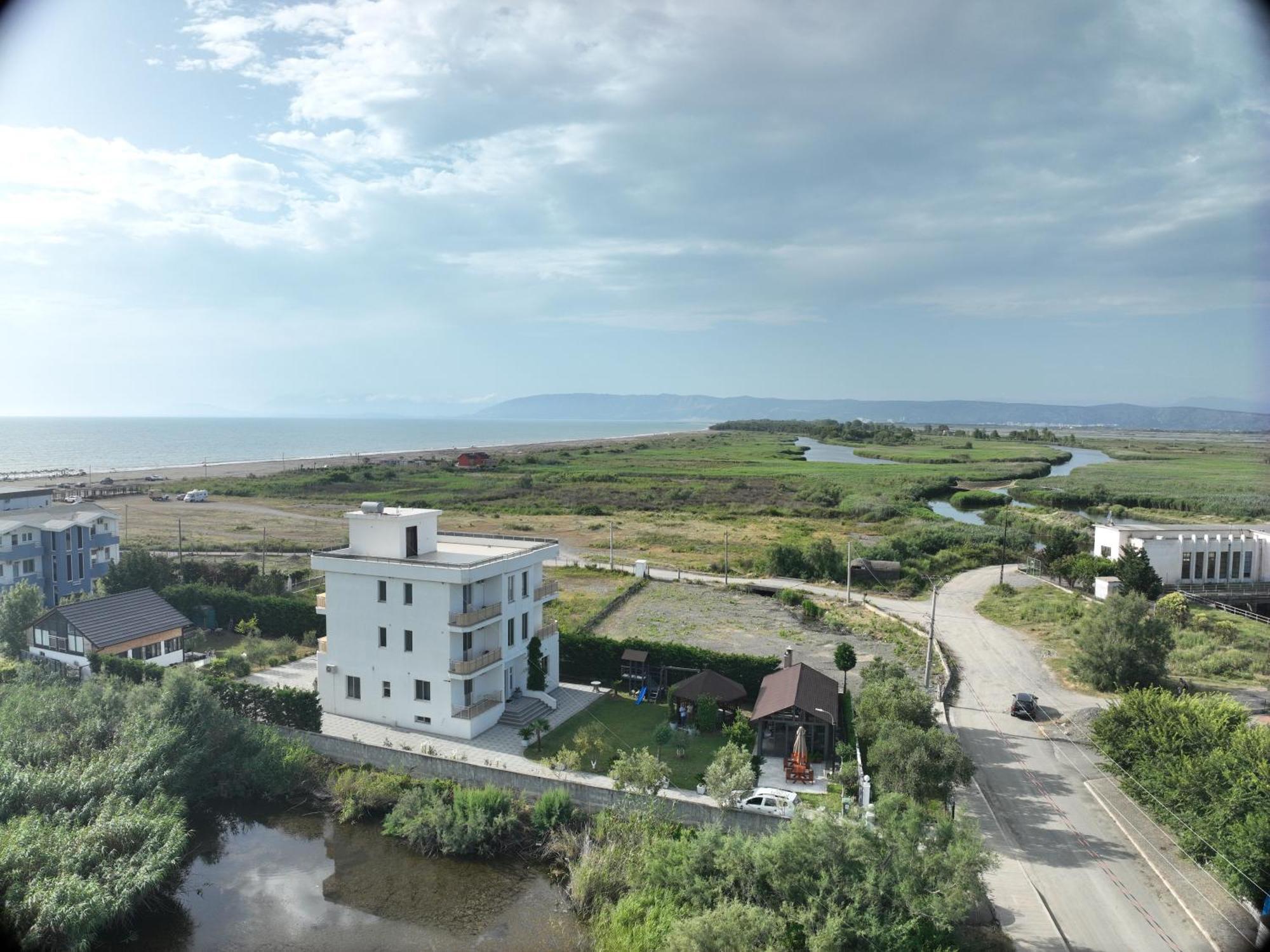Kunevain Guest House Лежа Екстер'єр фото