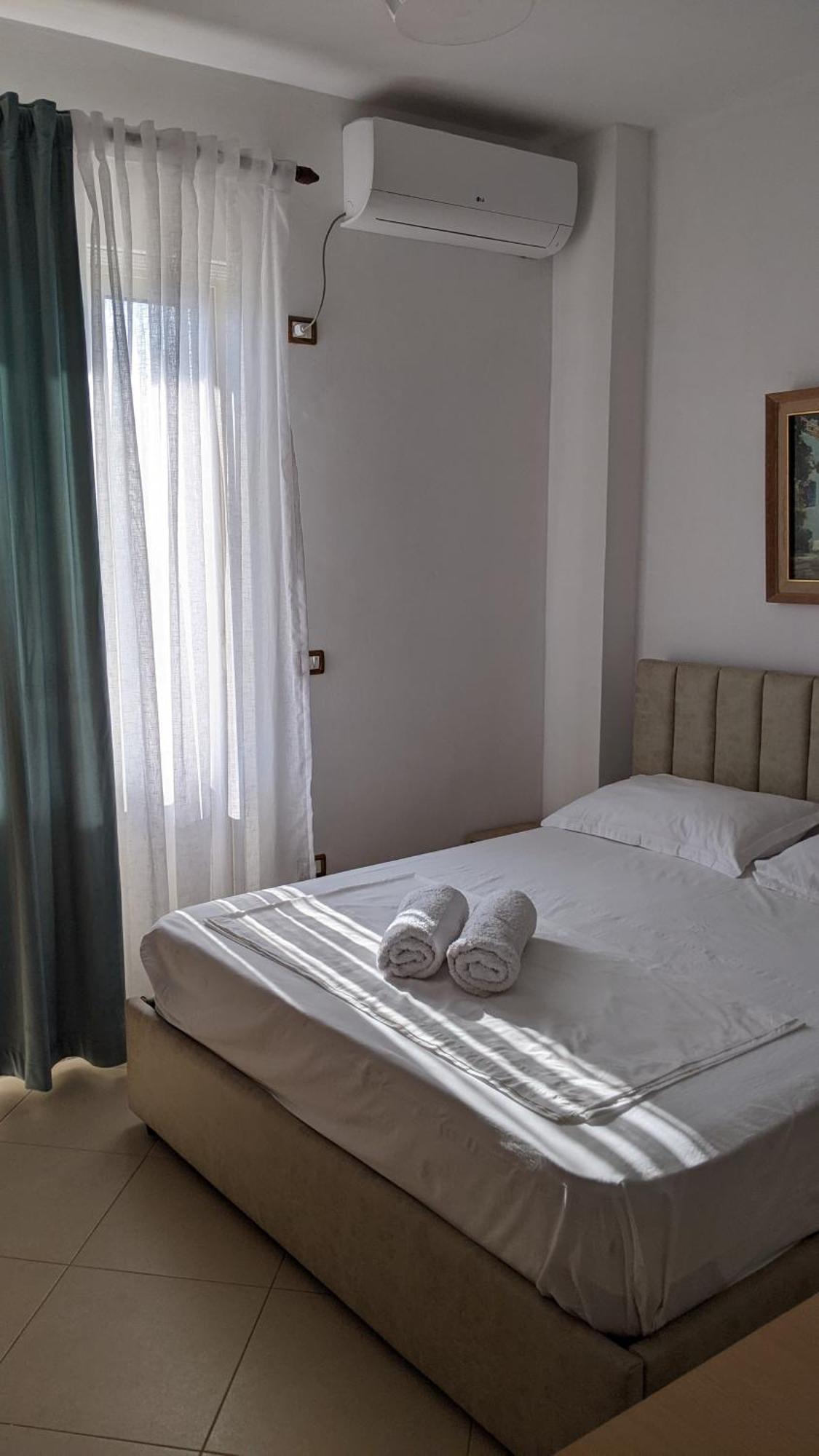 Kunevain Guest House Лежа Екстер'єр фото