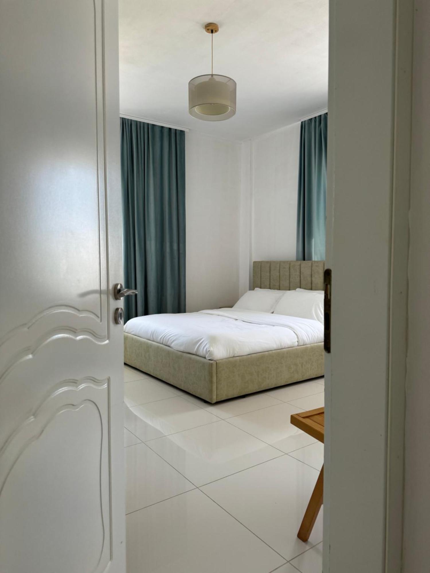 Kunevain Guest House Лежа Екстер'єр фото